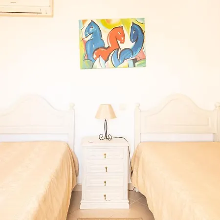 Villa Cesaltina - Gale - Swimming Pool - By Bedzy Albufeira